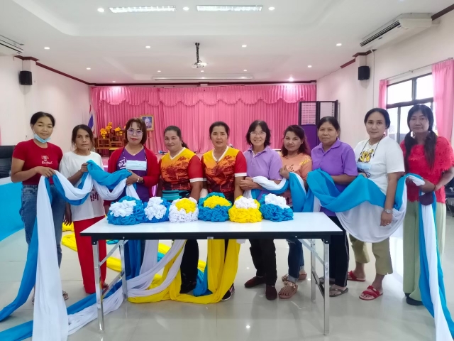โครงการฝึกอบรมส่งเสริมอาชีพแก่ประชาชนตำบลนาบอน 2565 (ผูกผ้า )